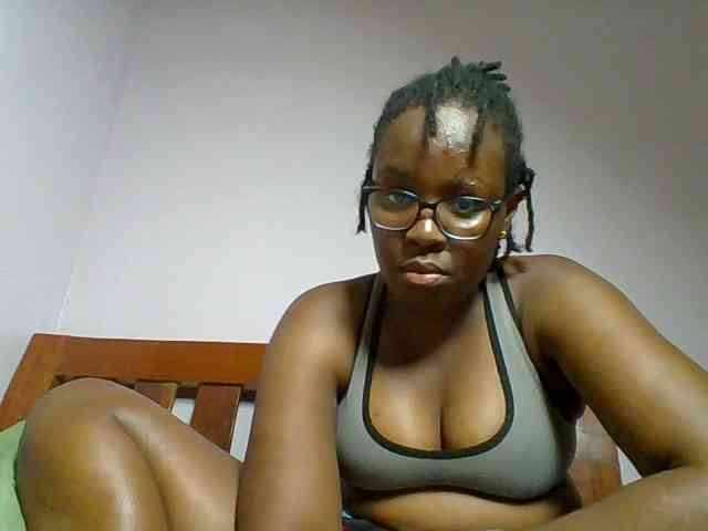 Sweetariah1 webcam