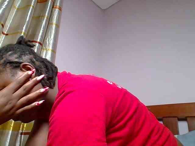 Sweetariah1 webcam