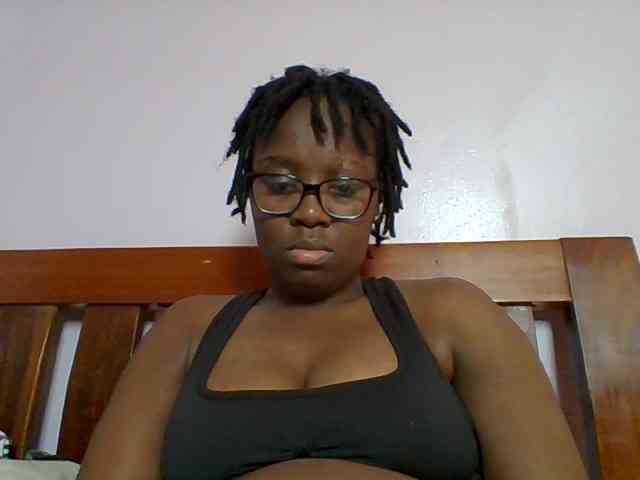 Sweetariah1 webcam