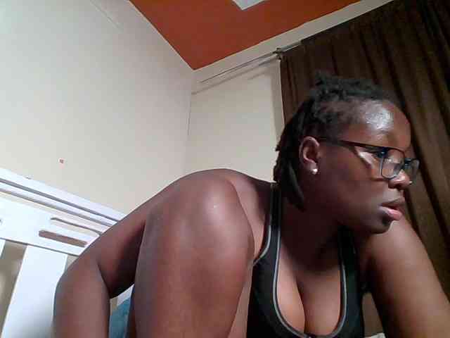 Sweetariah1 webcam