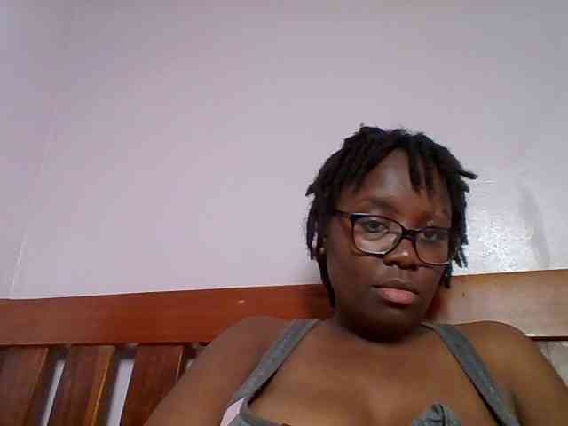 Sweetariah1 webcam
