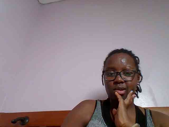 Sweetariah1 webcam