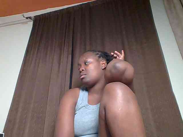 Sweetariah1 webcam