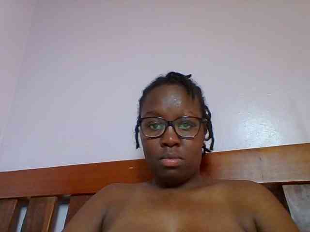Sweetariah1 webcam