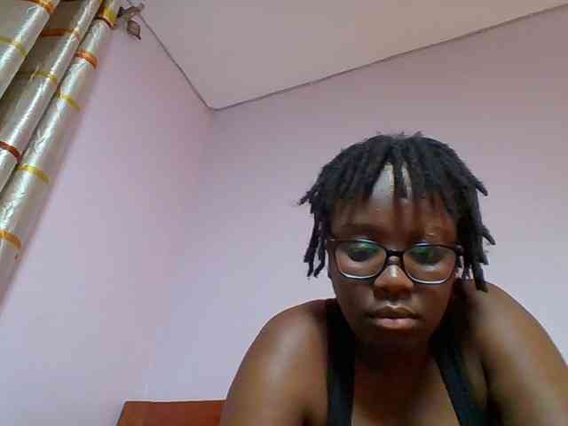 Sweetariah1 webcam