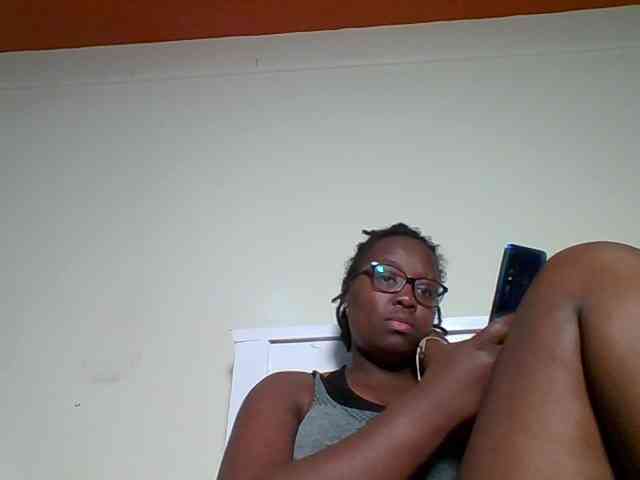 Sweetariah1 webcam