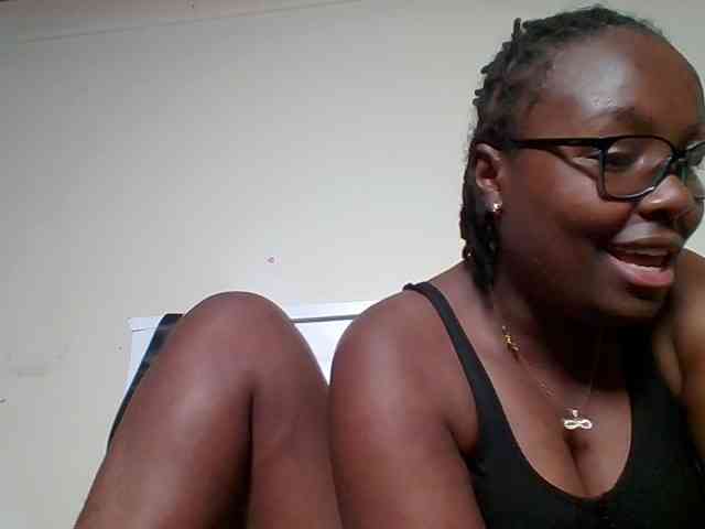 Sweetariah1 webcam