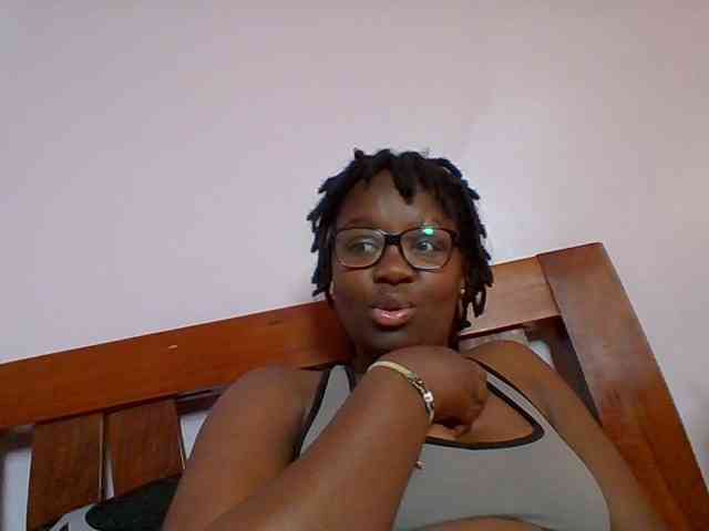 Sweetariah1 webcam