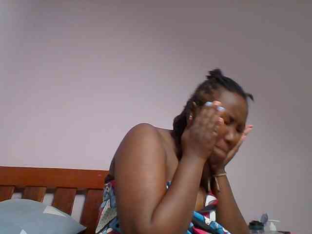 Sweetariah1 webcam