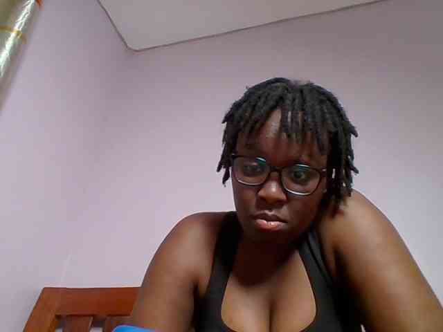 Sweetariah1 webcam