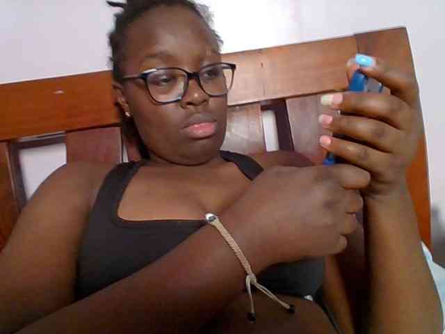 Sweetariah1 webcam