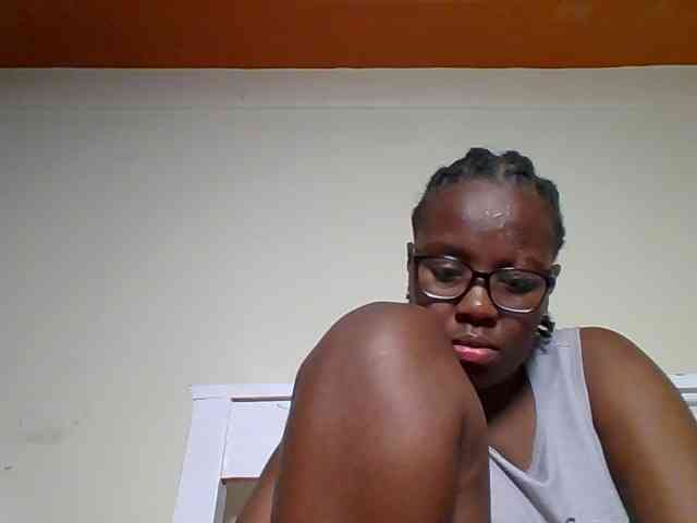 Sweetariah1 webcam