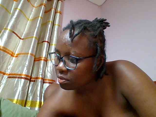 Sweetariah1 webcam