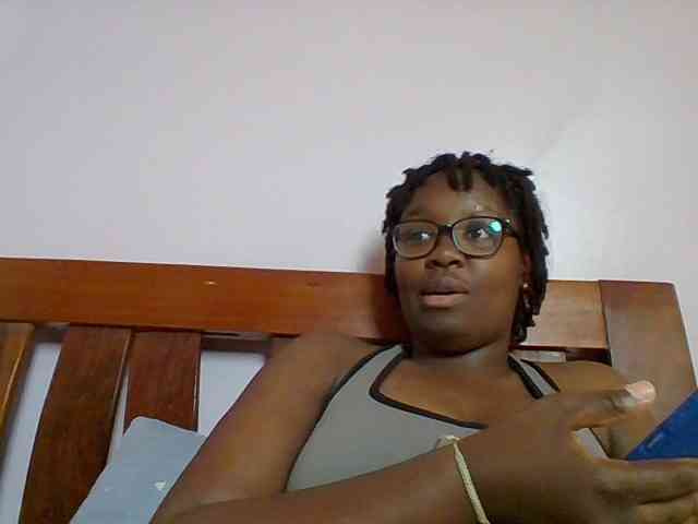 Sweetariah1 webcam