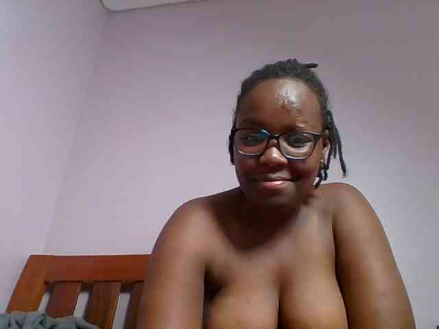 Sweetariah1 webcam