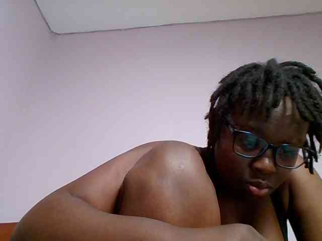 Sweetariah1 webcam