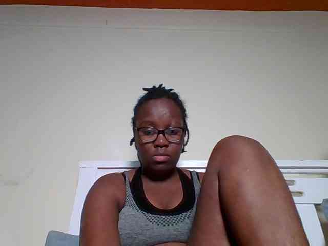 Sweetariah1 webcam