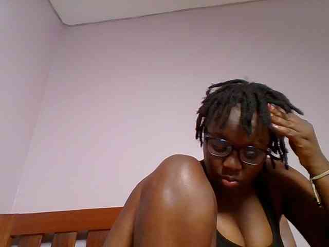 Sweetariah1 webcam