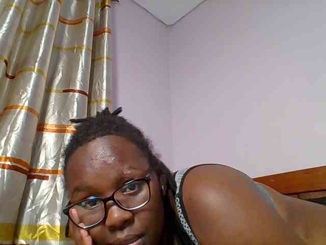 Sweetariah1 webcam