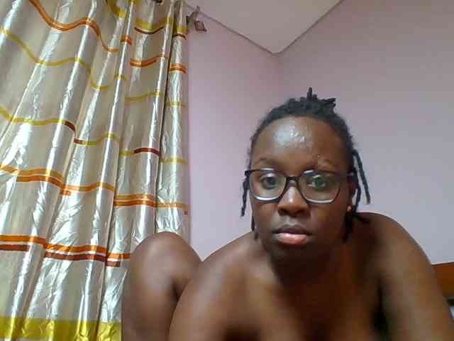 Sweetariah1 webcam