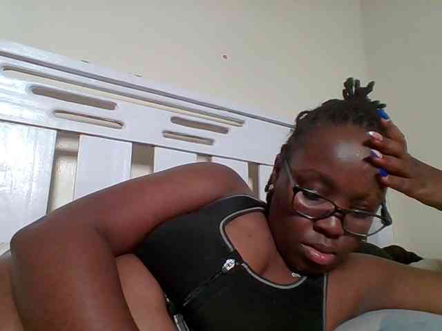 Sweetariah1 webcam