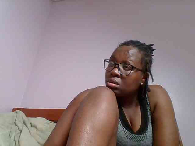 Sweetariah1 webcam