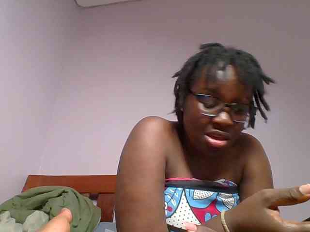 Sweetariah1 webcam