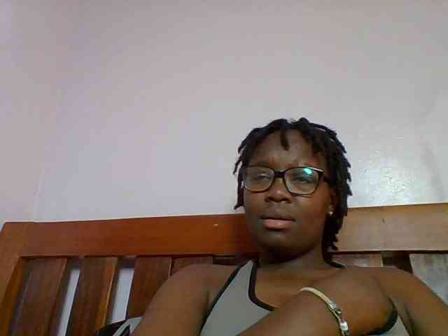 Sweetariah1 webcam