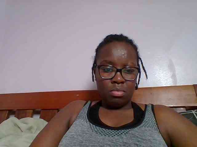 Sweetariah1 webcam