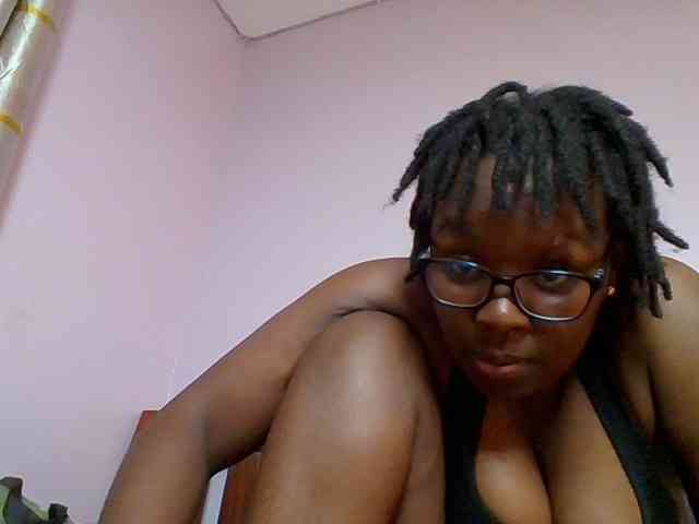 Sweetariah1 webcam