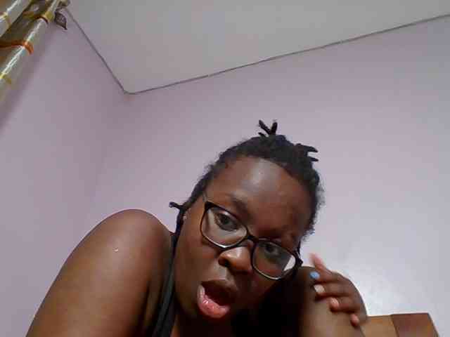 Sweetariah1 webcam