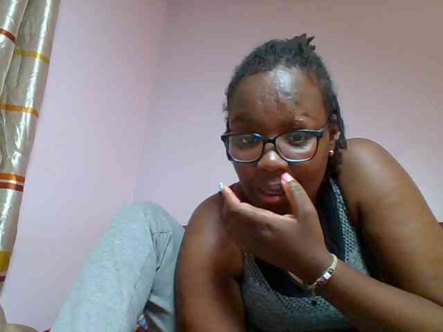 Sweetariah1 webcam