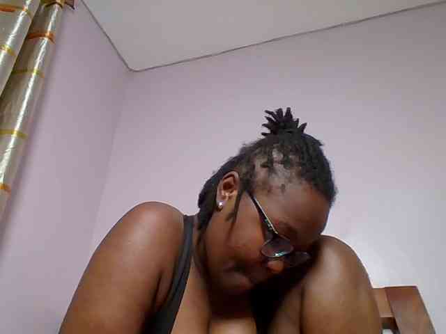 Sweetariah1 webcam