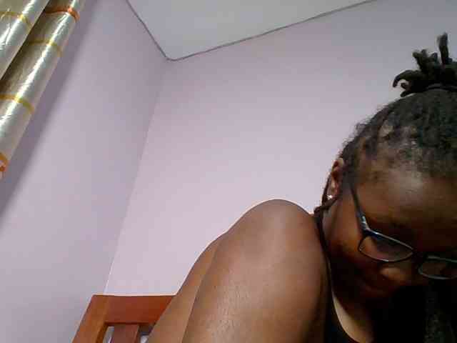 Sweetariah1 webcam