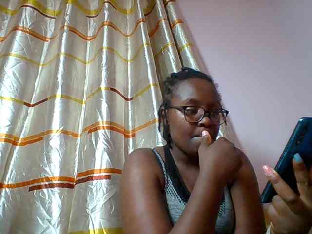 Sweetariah1 webcam