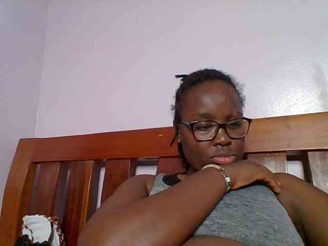 Sweetariah1 webcam