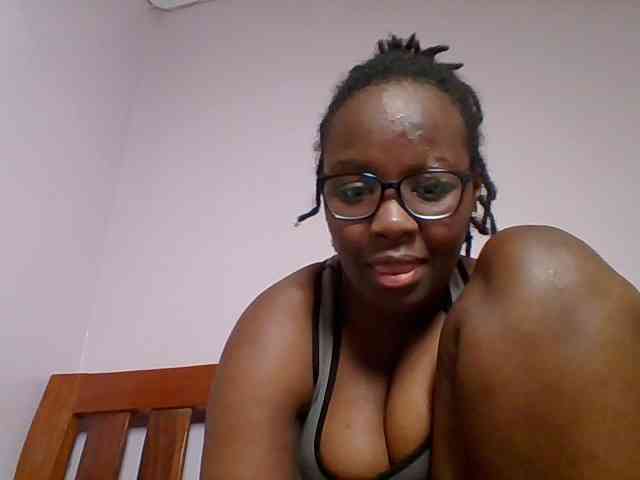 Sweetariah1 webcam