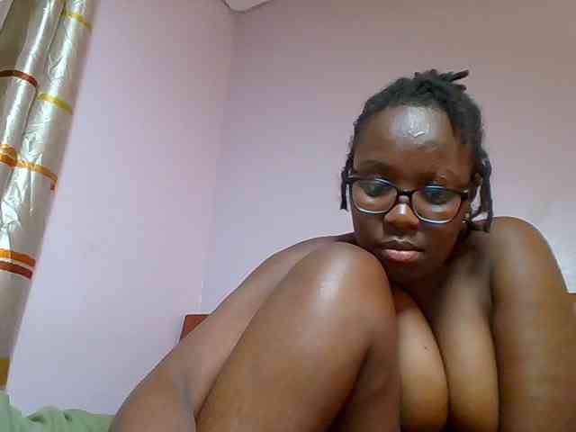 Sweetariah1 webcam