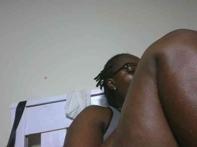 Sweetariah1 webcam