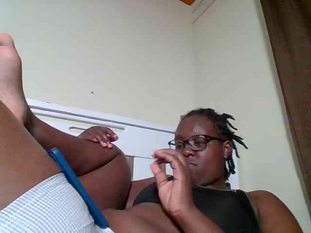 Sweetariah1 webcam