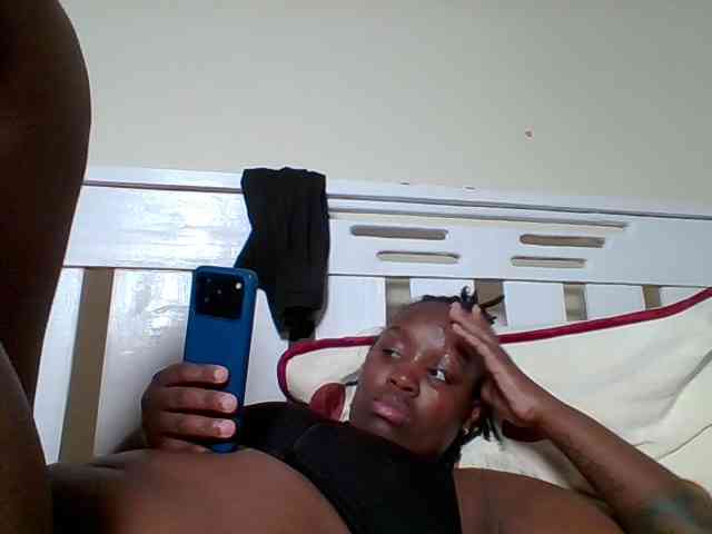Sweetariah1 webcam