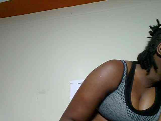 Sweetariah1 webcam