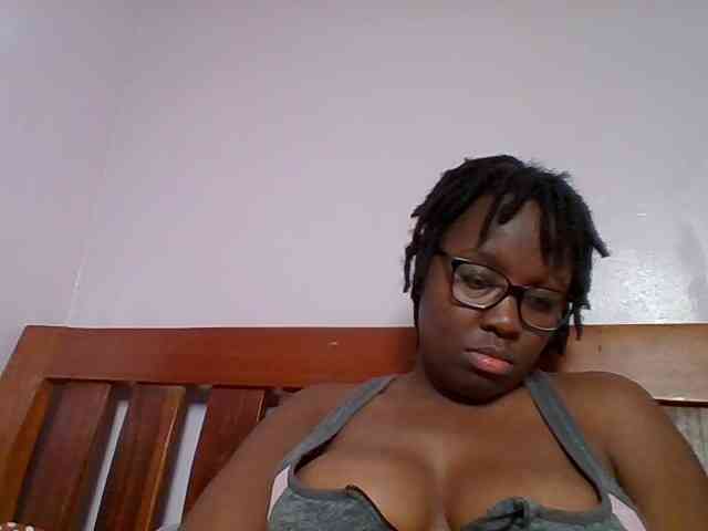 Sweetariah1 webcam