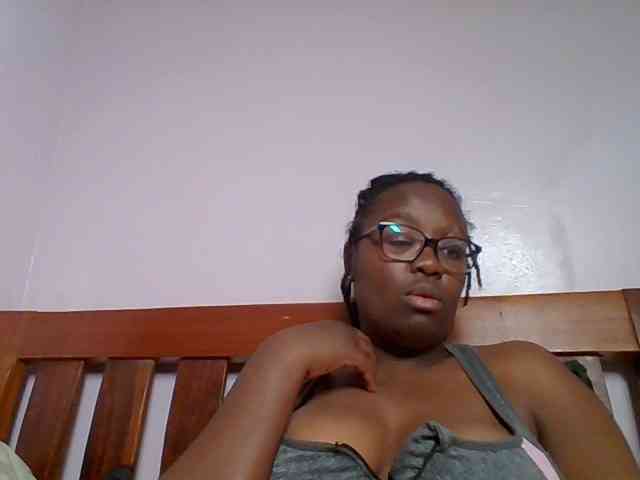 Sweetariah1 webcam