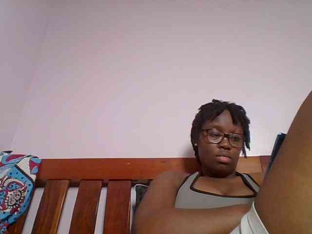 Sweetariah1 webcam