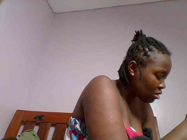 Sweetariah1 webcam
