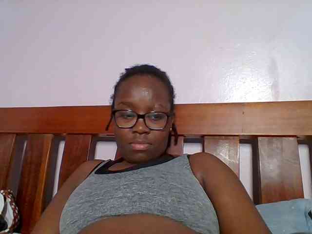 Sweetariah1 webcam