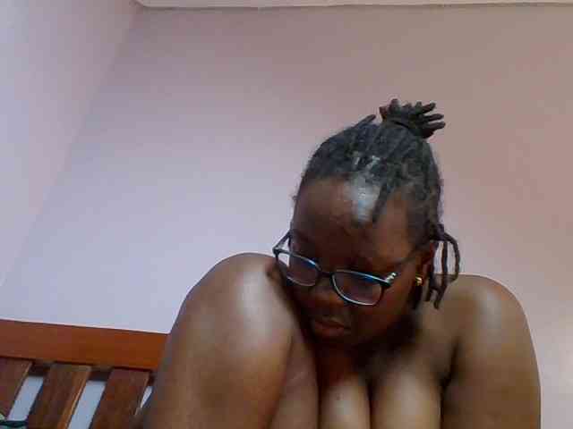 Sweetariah1 webcam