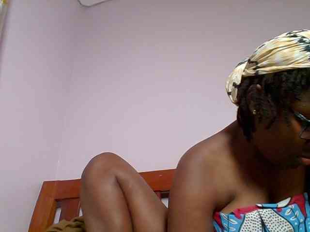 Sweetariah1 webcam