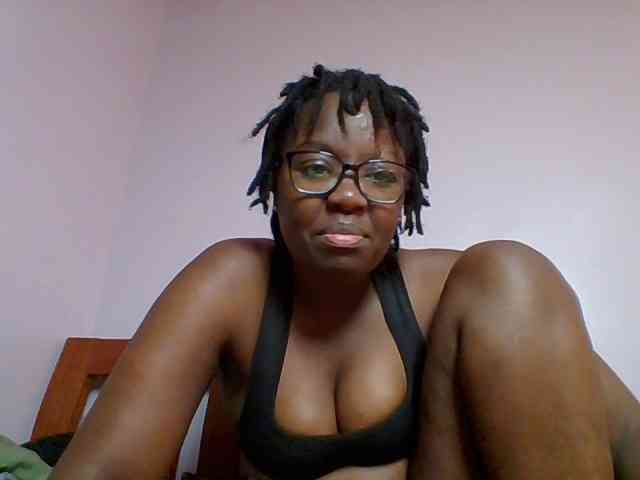 Sweetariah1 webcam